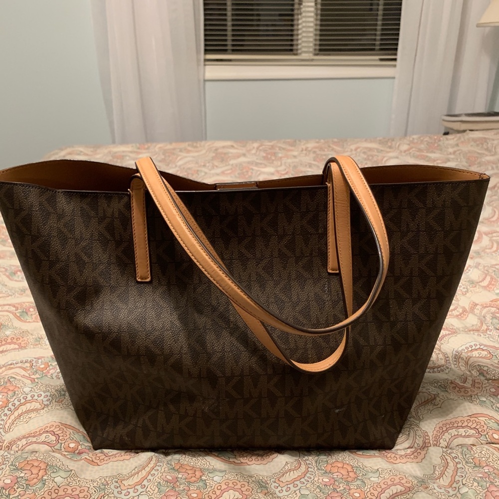 MICHAEL KORS TOTE BAG